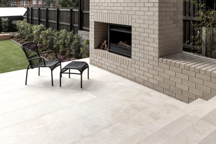 KP Architects using PGh Bricks for a beautiful luxury home in Brisbane. The Walker House.