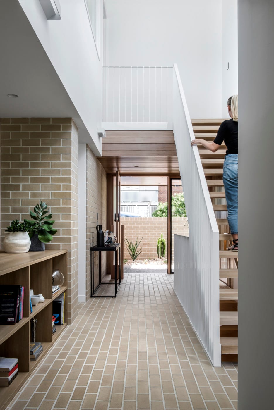 Graya's Andrew Gray using PGH Bricks and pavers in his minimalist modern home in Queensland.