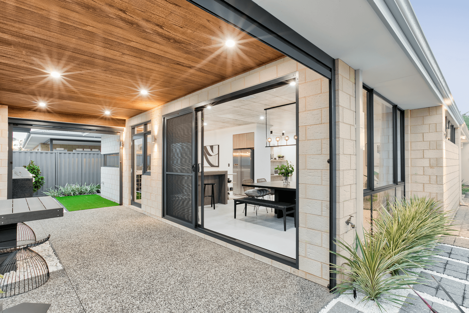 Bullara brick from PGH in Manor range alfresco area