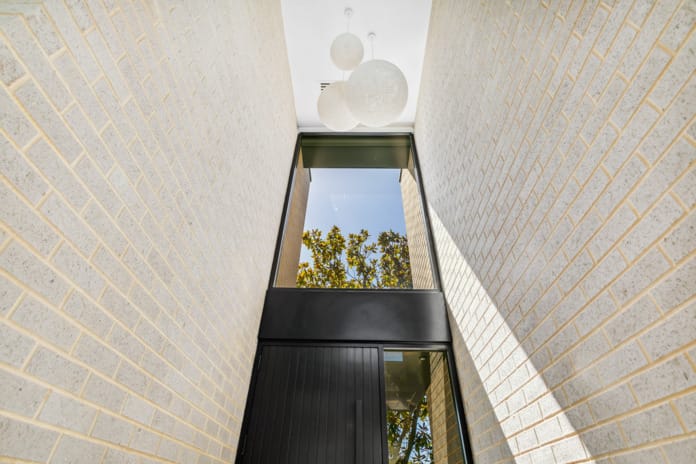 Lightning Brick | Dark and Stormy Range