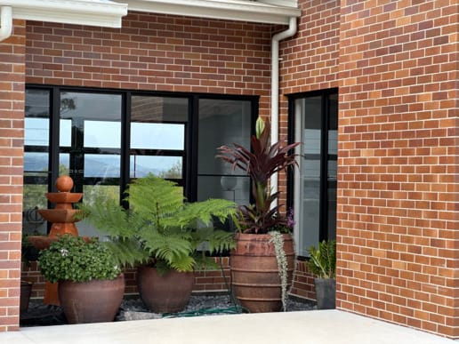 Black and Tan brick, Smooth range