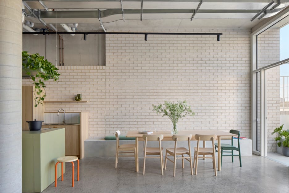 Brick | Fresh White, Simply Hamptons Range