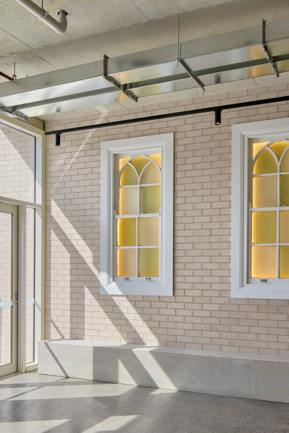 Brick | Fresh White, Simply Hamptons Range