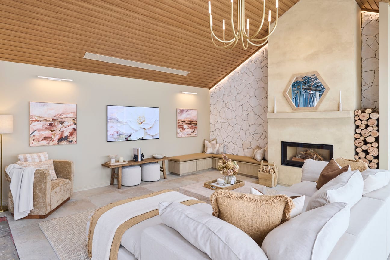 Britt and Taz - Living and Dining