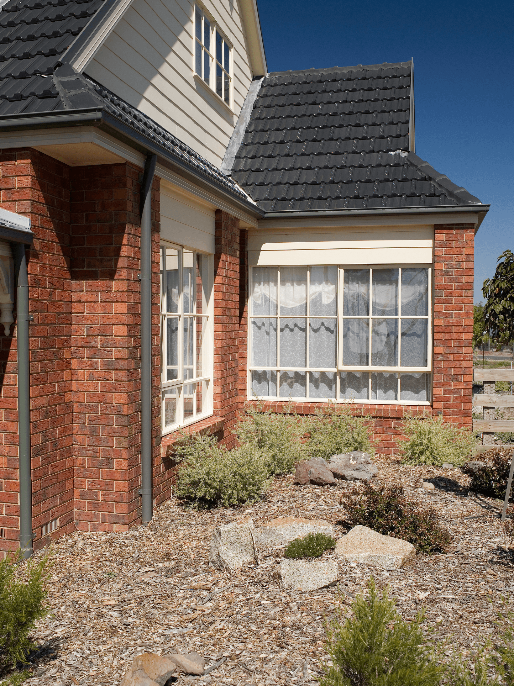 PGH Bricks Jarrah in Character range front of house