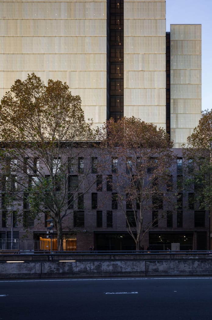 Tzannes uses PGH Mowbray Blue, Dry Pressed Architectural bricks to add a striking new addition to Sydney's Day Street Apartments.