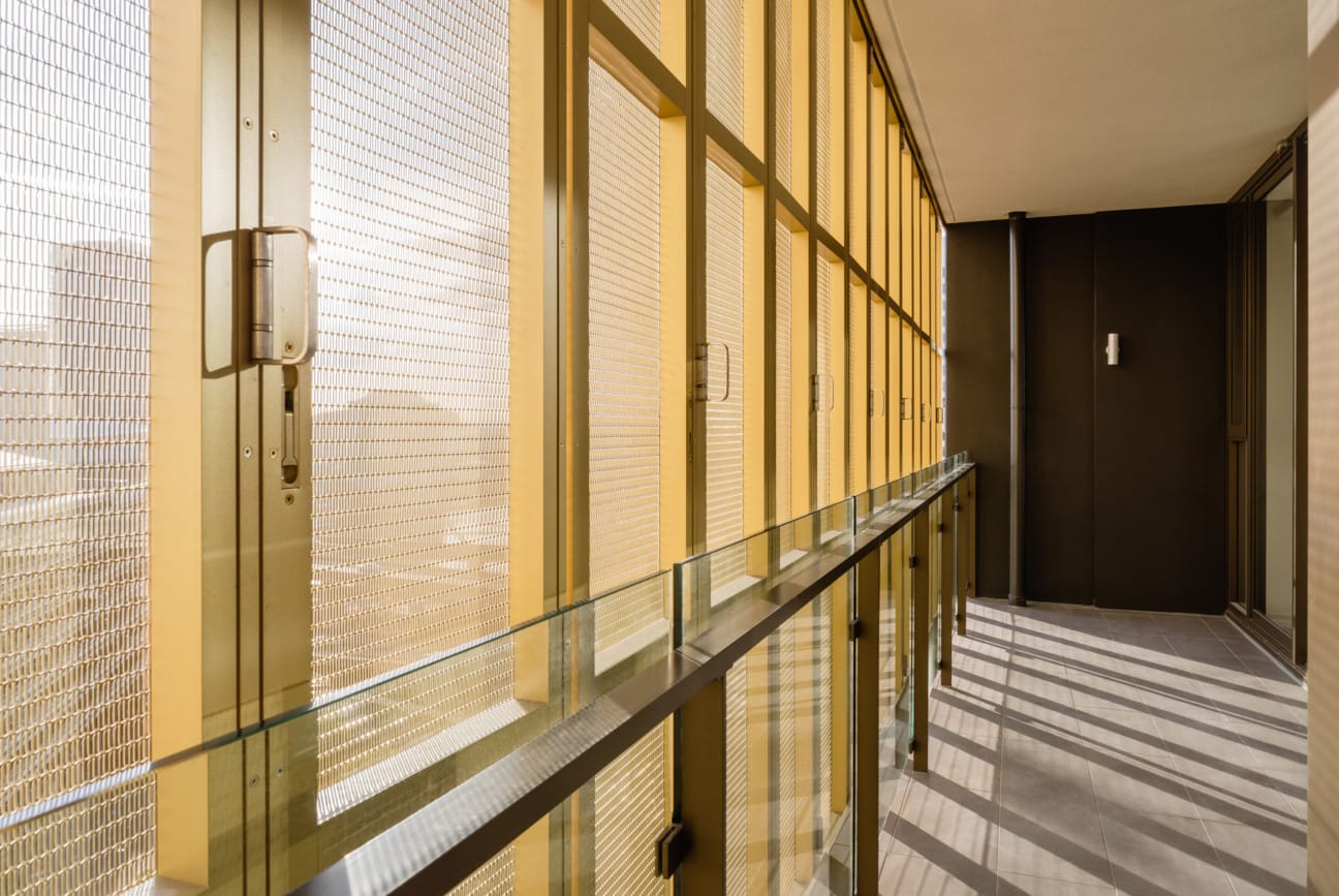 Tzannes uses PGH Mowbray Blue, Dry Pressed Architectural bricks to add a striking new addition to Sydney's Day Street Apartments.