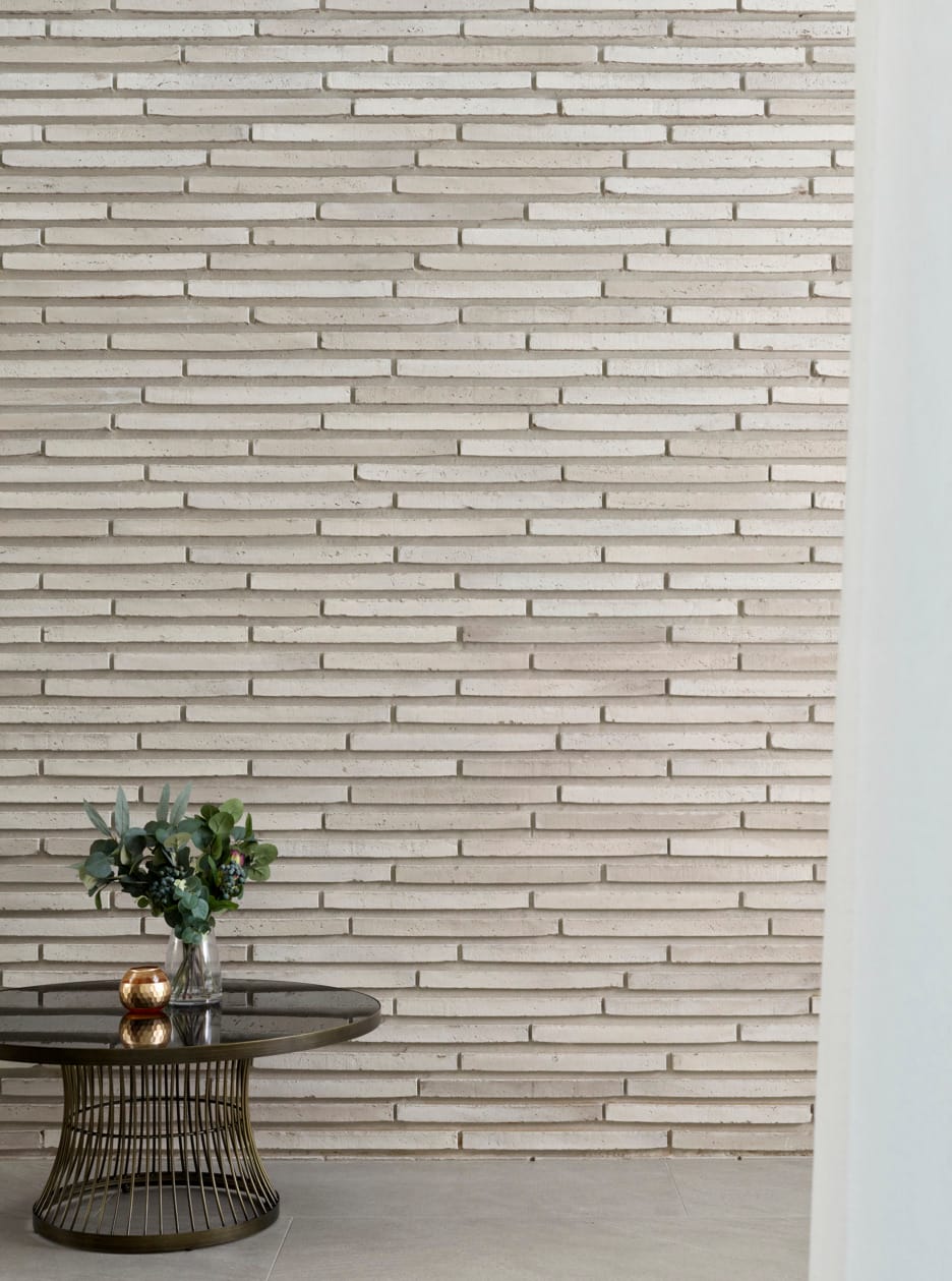 PGH's Lang Mursten brick used in a timeless, and beautiful home on the Gold Coast's Hope Island. Stratum