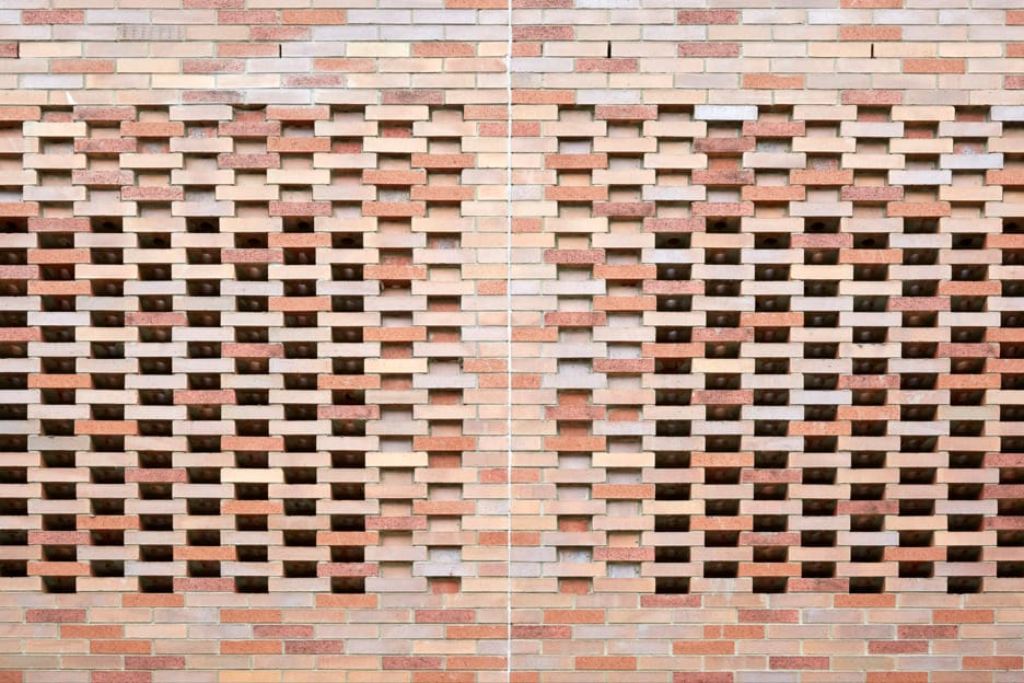 PGH bricks used in Ambrose Treacy College Waterford building to connect their rich history with its future.