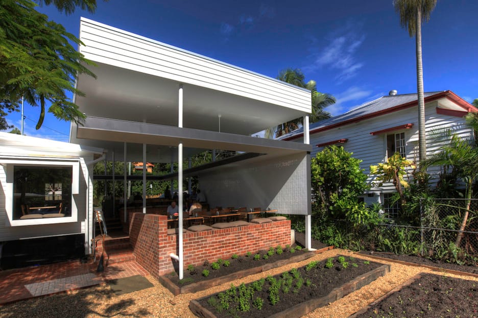 PGH Dry Pressed Architectural bricks used in award winning Brisbane restoration of Corner Store Cafe.
