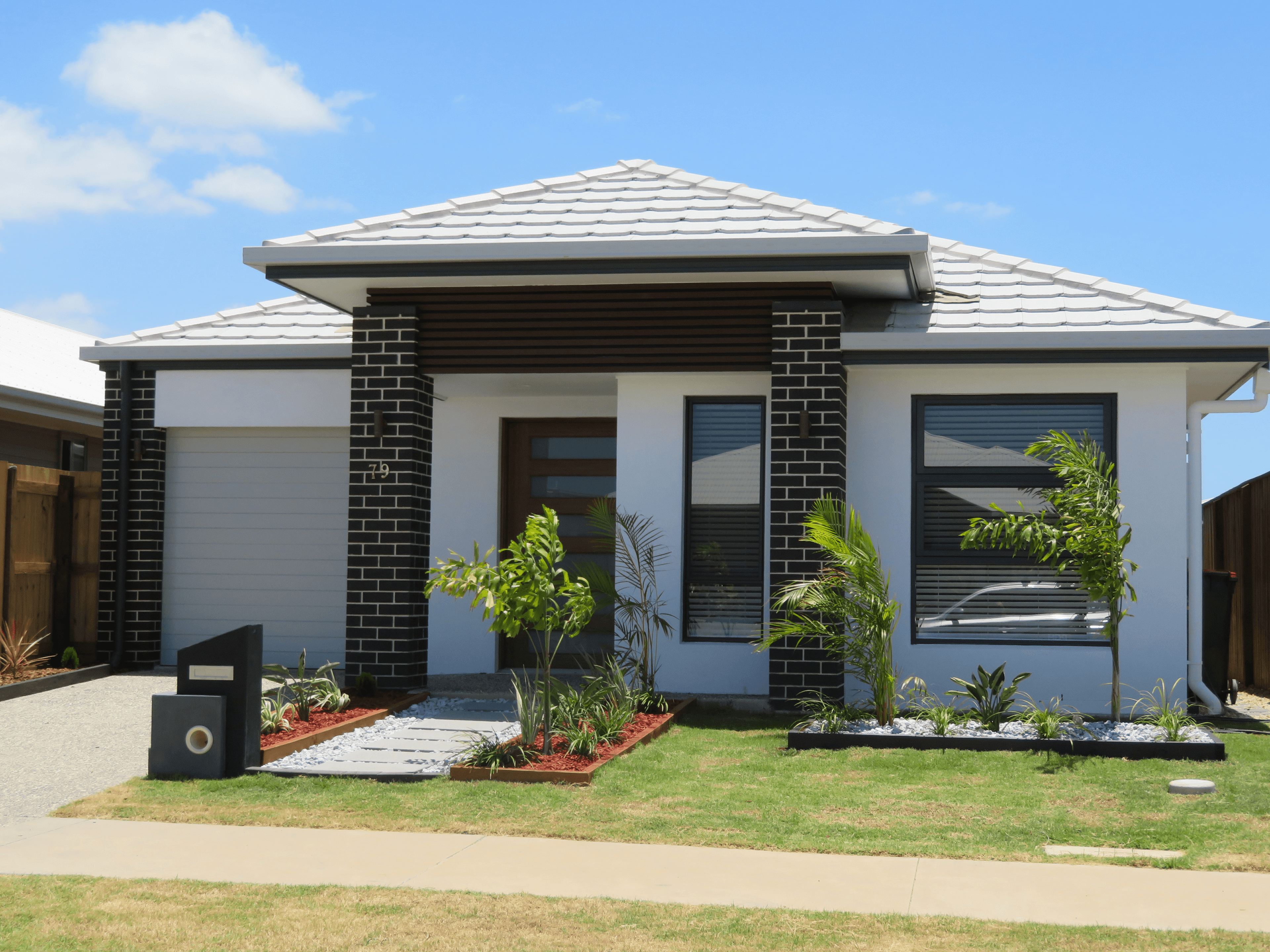 Eclipse brick from PGH in Lunar range