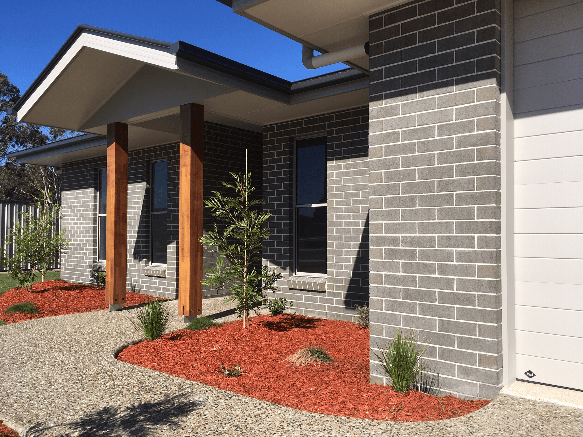 Agave brick from PGH in Zen by Nature range, single storey house front