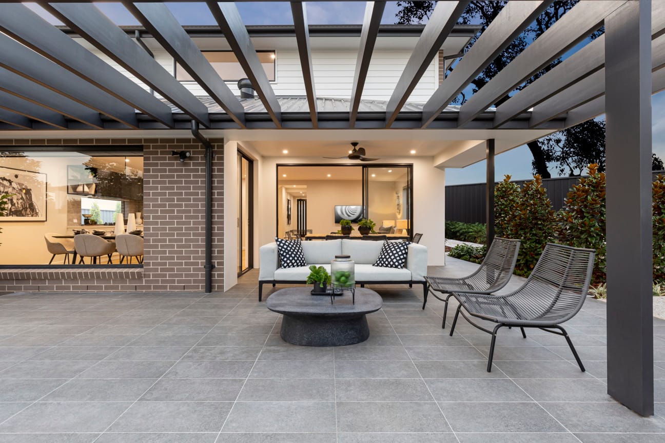 Leading homebuilder Eden Brae Homes combined bricks from PGH’s Composite and Morada ranges to create façade on their Bristol 30 Display Home.