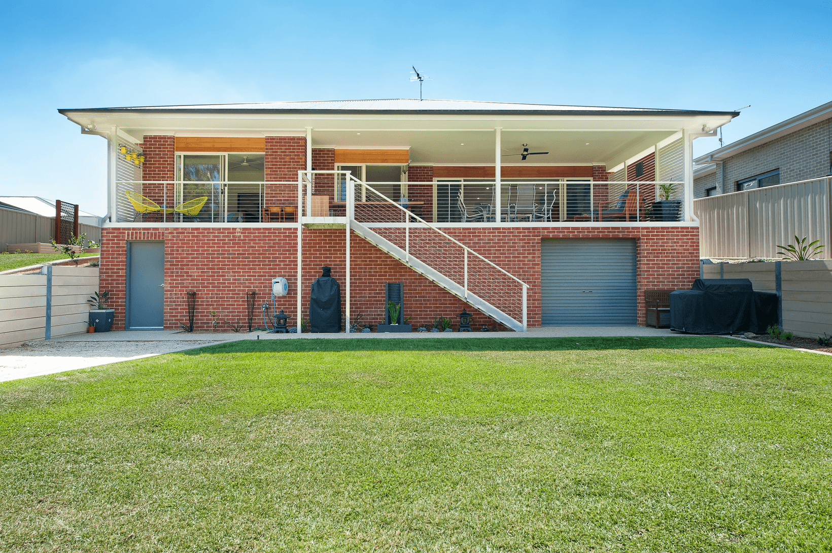 PGH Bricks Jarrah in Character range used on GJ Gardener home