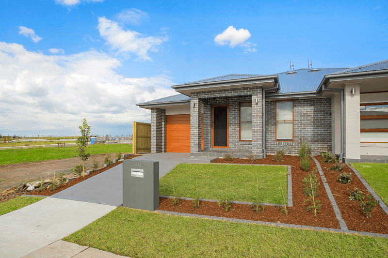 Blue Steel Flash brick from PGH in Metallic range front of house, Valley Homes