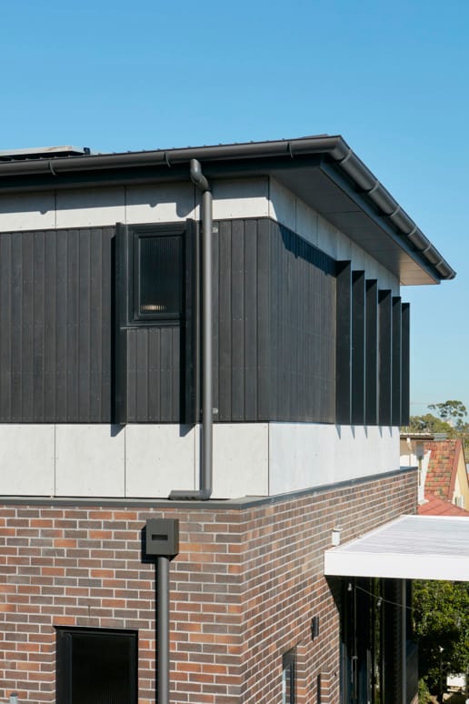 Julian Brenchley uses PGH Bricks to restore 100 year old Californian bungalow-style house in Sydney's Lower North Shore.