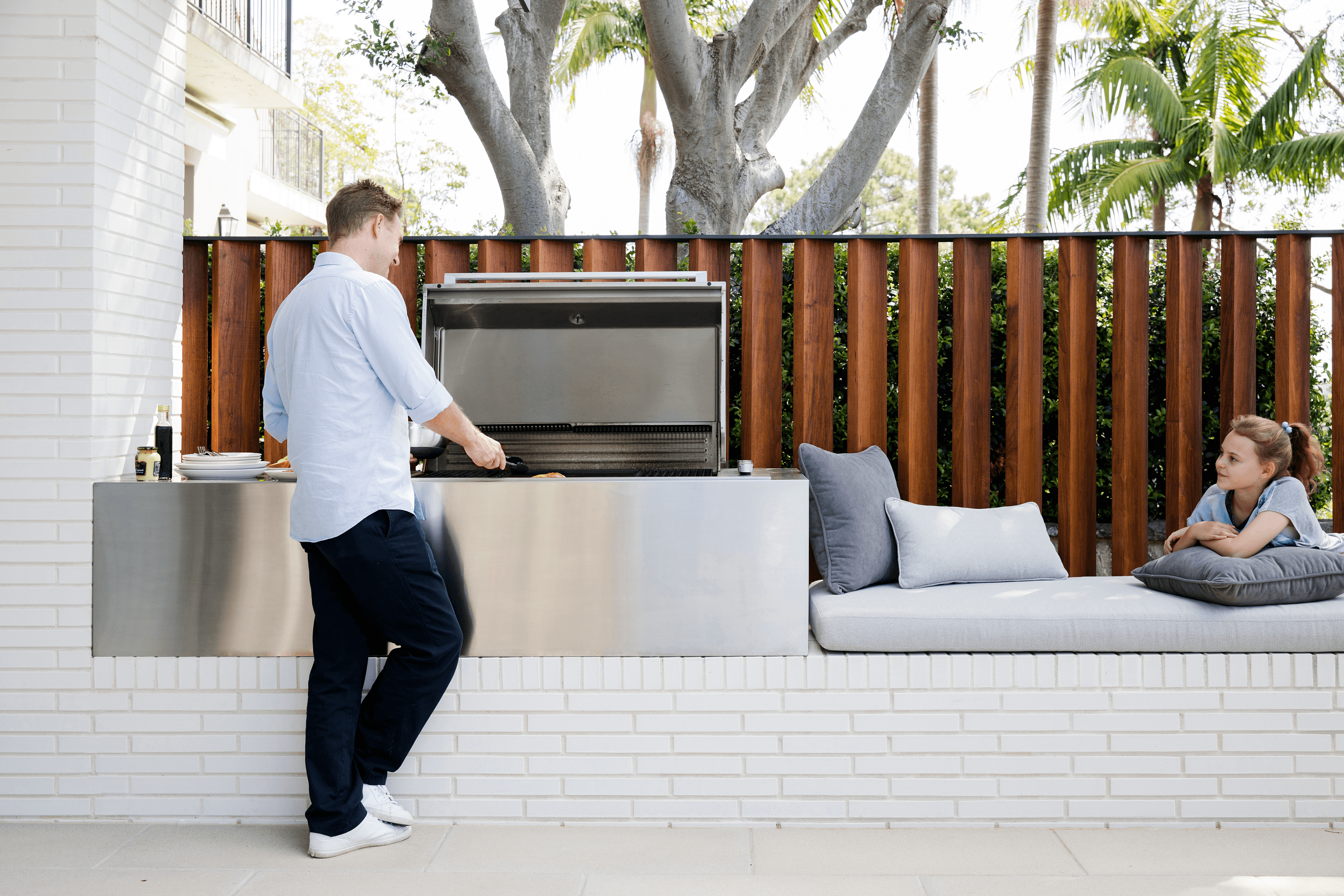 Blanco Linear brick from PGH in Morada range  outdoor bbq and entertaining area
