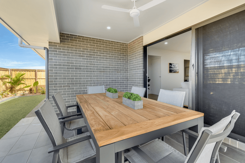 Agave brick from PGH in Zen by Nature range alfresco area on Paul Mason display home