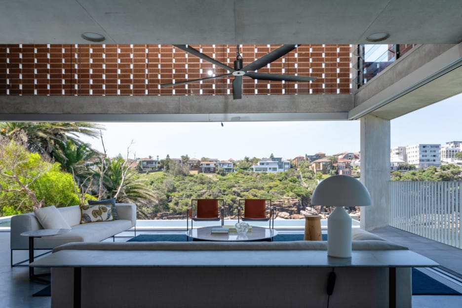 Renato D’Ettorre Architects custom PGH Breeze bricks used in coastal home in Gordons Bay, NSW.