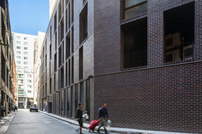 Tzannes uses PGH Mowbray Blue, Dry Pressed Architectural bricks to add a striking new addition to Sydney’s Day Street Apartments.