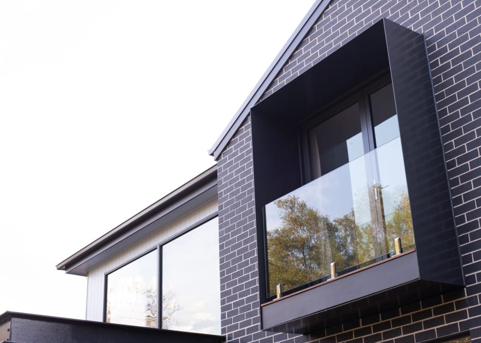 Architect Ed Dieppe uses PGH Bricks Espresso on a post-war bungalow home in Willoughby NSW.