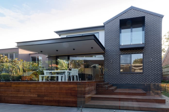 Architect Ed Dieppe uses PGH Bricks Espresso on a post-war bungalow home in Willoughby NSW.