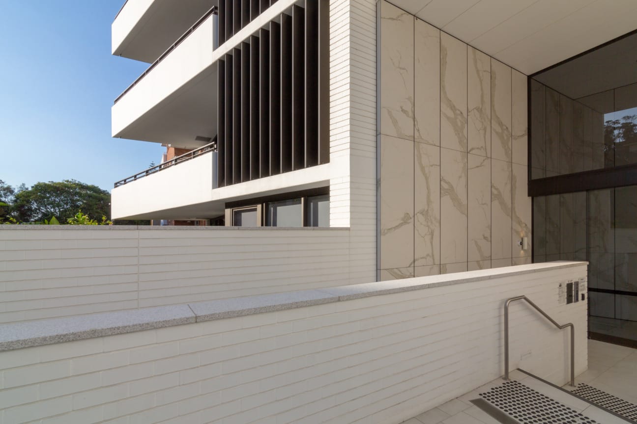 Mirvac Design use PGH Bricks Dry Pressed Architectural range on residential development to provide an effortless fusion of modern and heritage design.