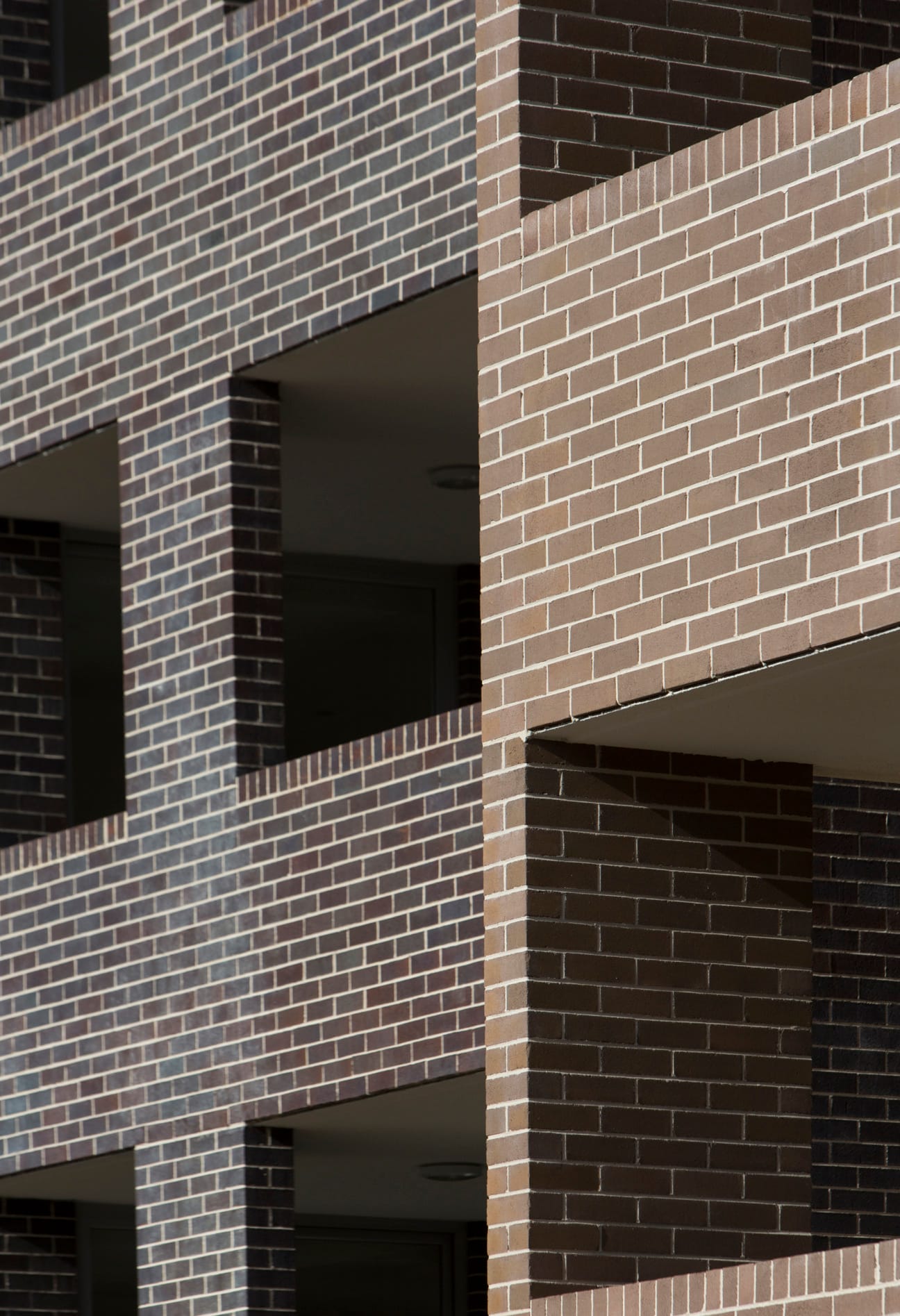 Carleton Estate uses PGH Bricks across the various buildings in the Summer Hill residential development.
