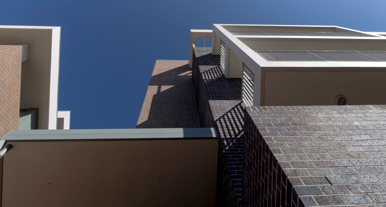Carleton Estate uses PGH Bricks across the various buildings in the Summer Hill residential development.