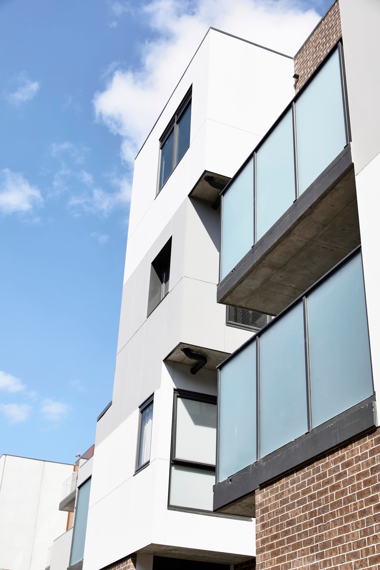 Use of PGH Bricks Eaglethorn on a multi-residential development in Melbourne's Hawthorn.