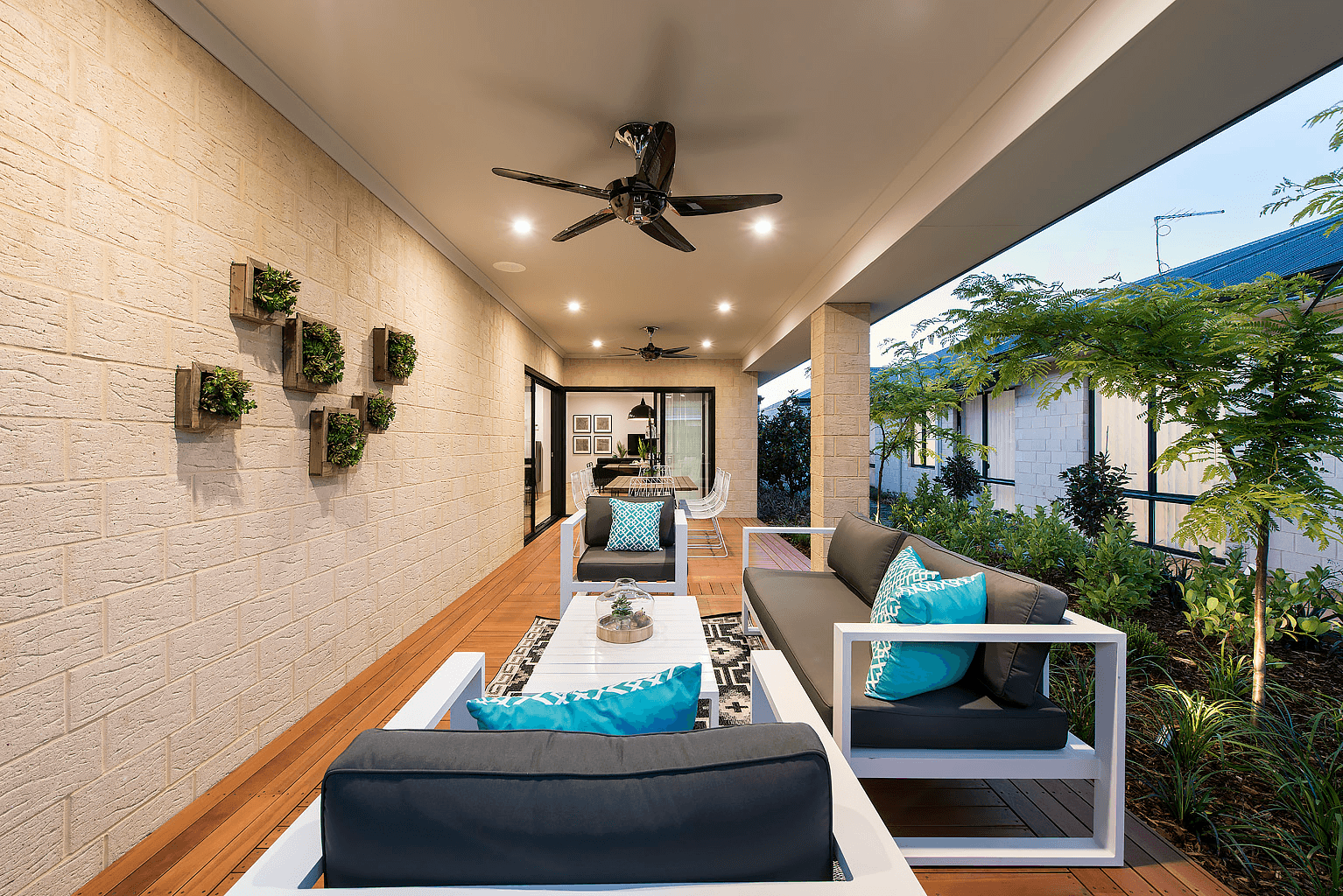 Trealla brick from PGH in Manor range alfresco area