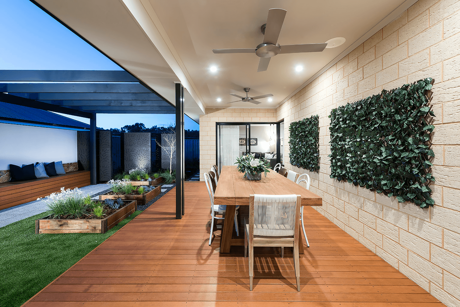 Trealla brick from PGH in Manor range alfresco area