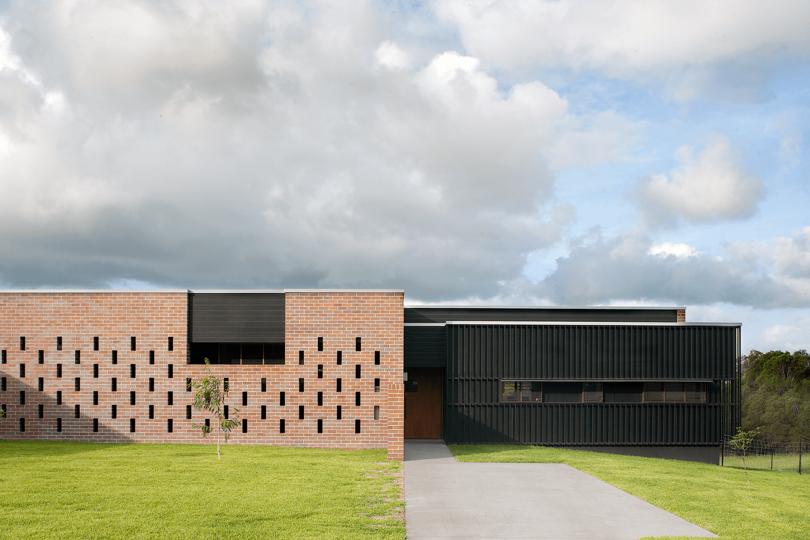 Black and Tan brick from PGH in Smooth range