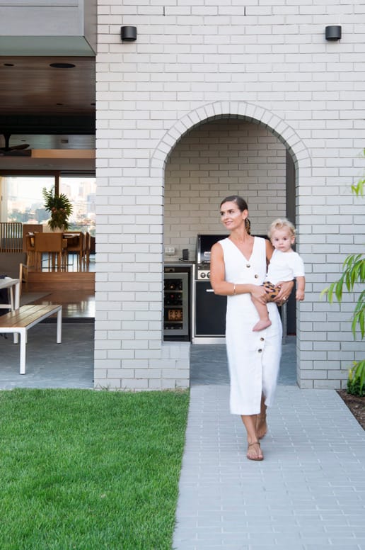 Former Wallabies captain Stephen Moore's minimalist family home using PGH bricks.