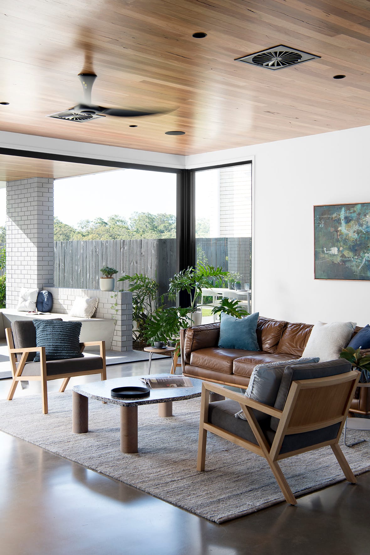 Former Wallabies captain Stephen Moore's minimalist family home using PGH bricks.