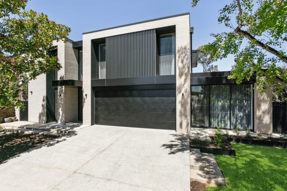 Klemm Homes, Lightning brick, Dark and Stormy PGH range