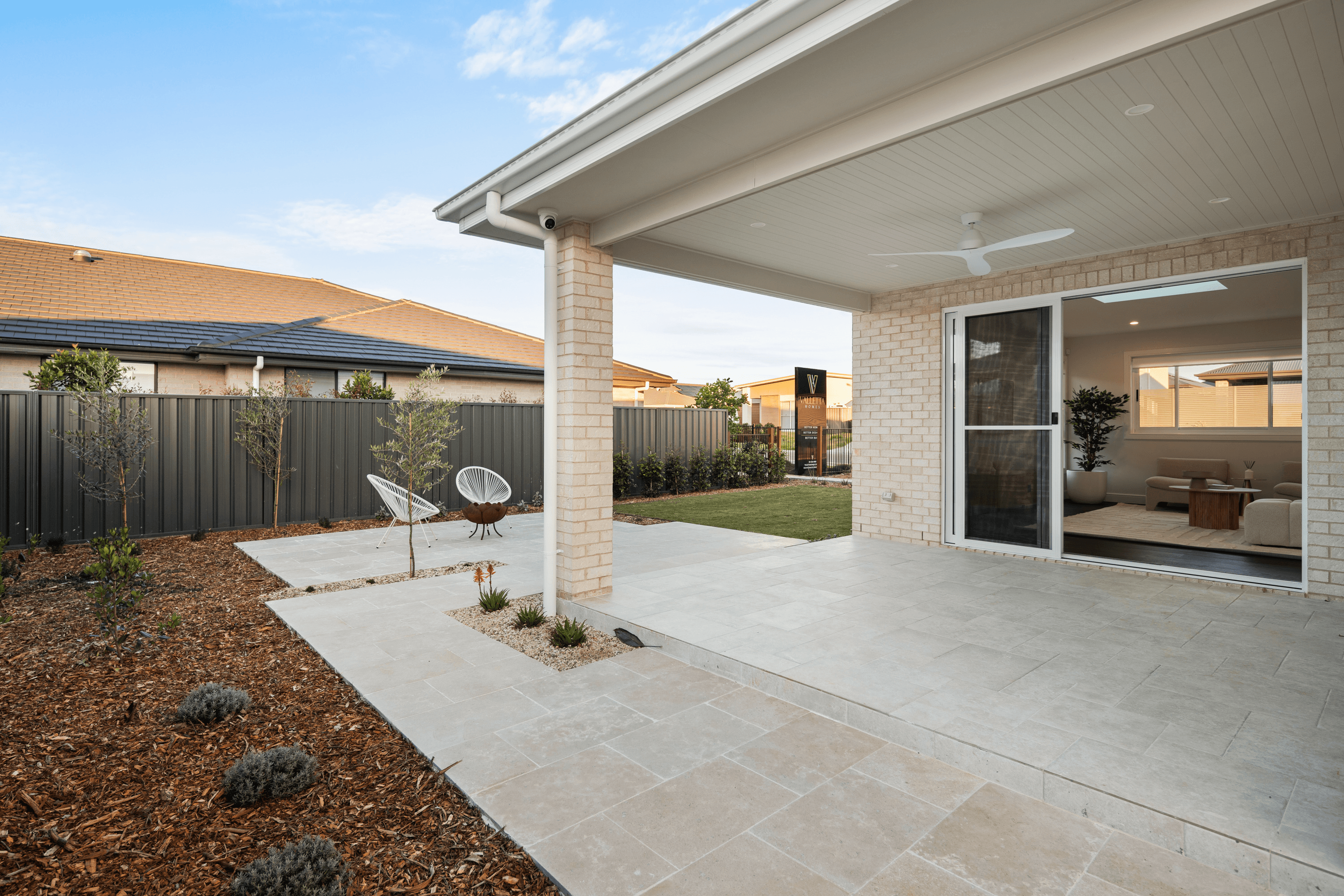 PGH Washed White brick from the Coastal Hamptons range used on home and letterbox