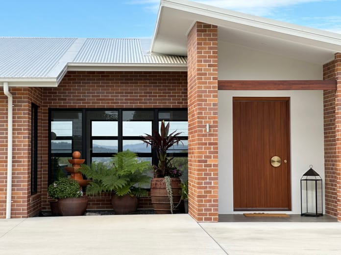 Black and Tan brick, Smooth range
