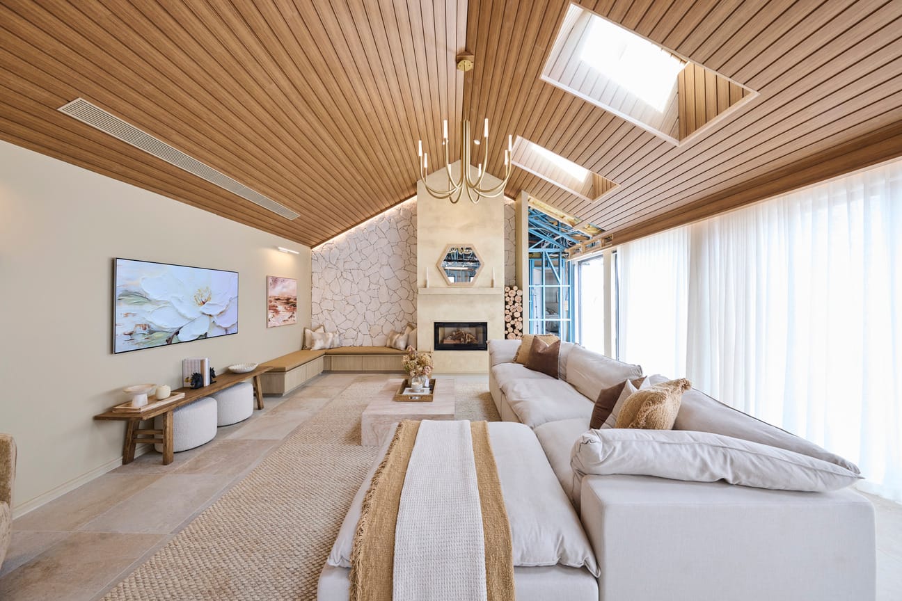 Britt and Taz - Living and Dining