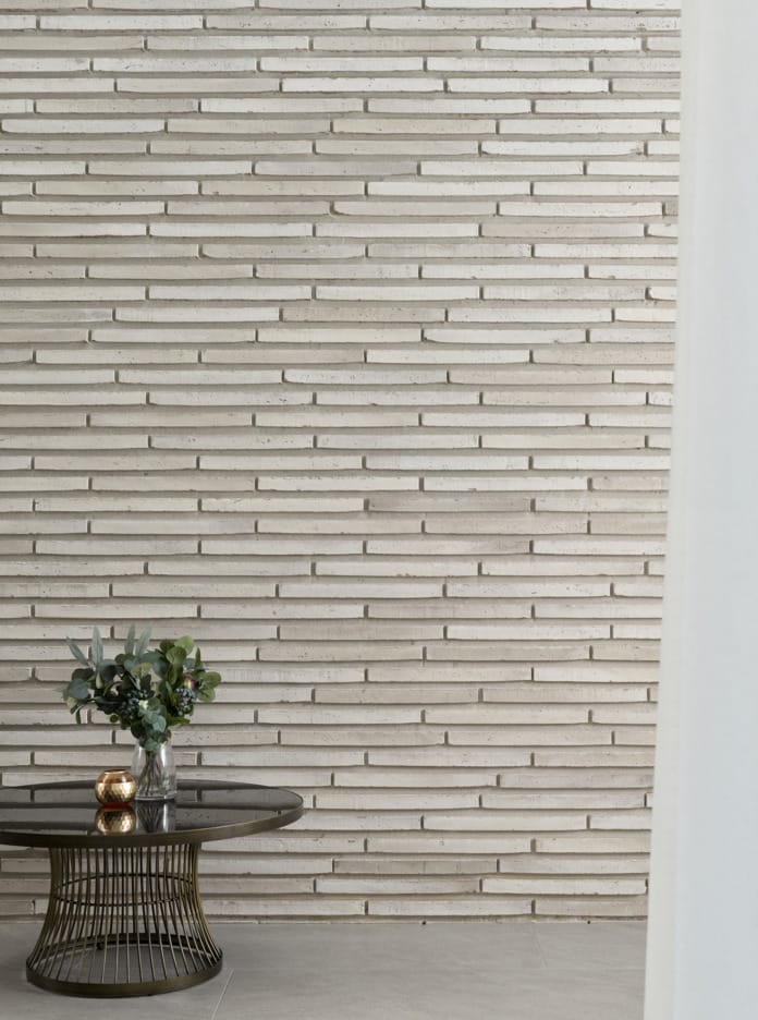 PGH's Lang Mursten brick used in a timeless, and beautiful home on the Gold Coast's Hope Island. Stratum