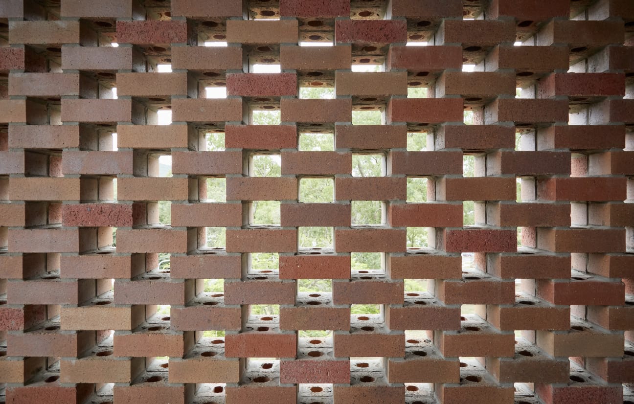 PGH bricks used in Ambrose Treacy College Waterford building to connect their rich history with its future.