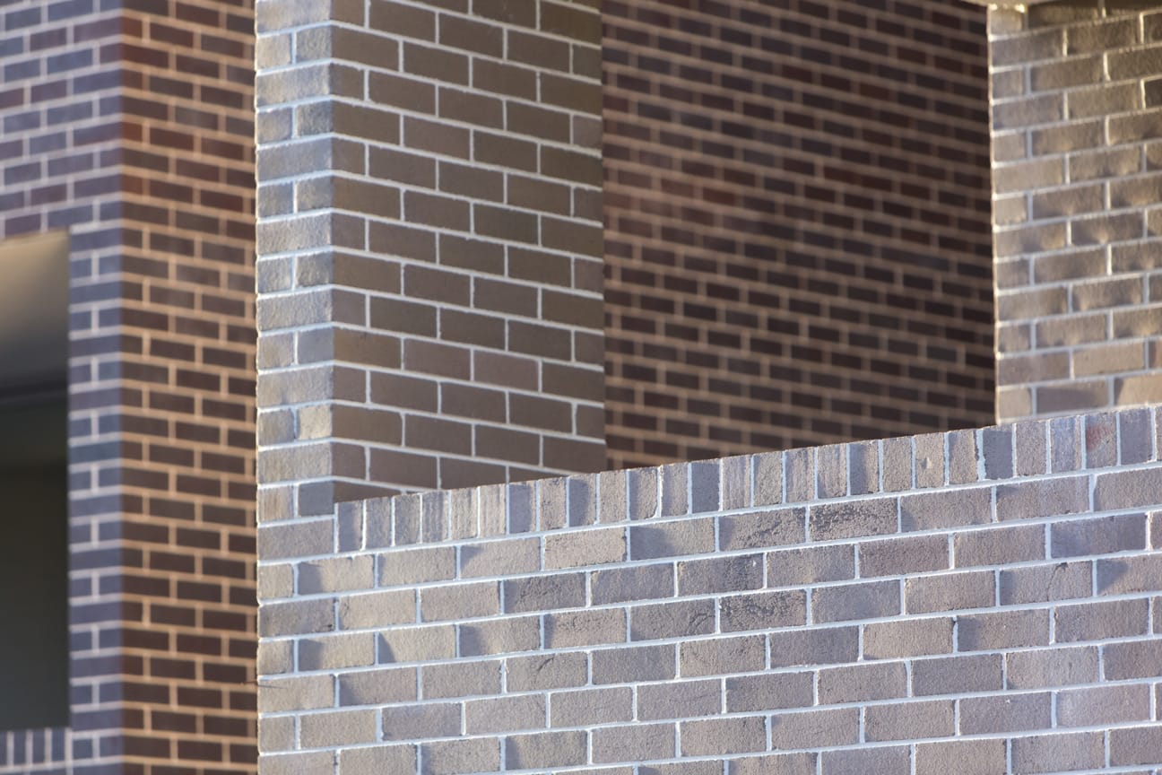 Carleton Estate uses PGH Bricks across the various buildings in the Summer Hill residential development.