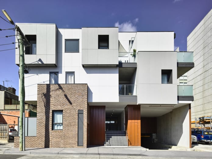 Use of PGH Bricks Eaglethorn on a multi-residential development in Melbourne's Hawthorn.