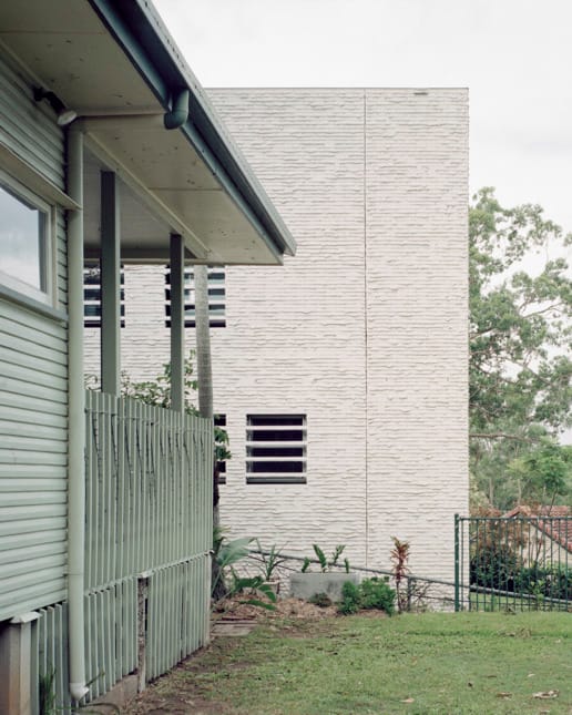UK architect Peter Besley 's unique approach to brickwork creates a one-of-a-kind family home. The Couldrey House.
