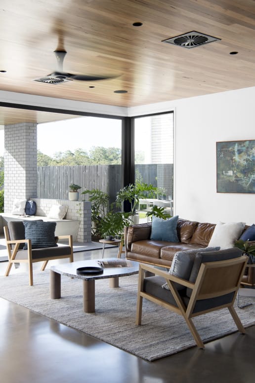 Former Wallabies captain Stephen Moore's minimalist family home using PGH bricks.